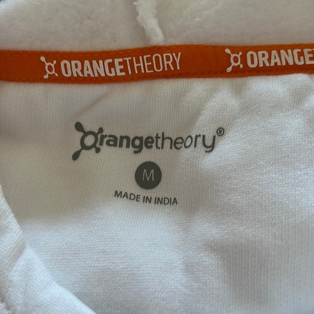 Cropped white hoodie -Orange Theory size Medium